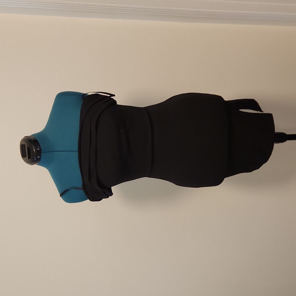 City Vibe black off-shoulder cocktail dress size 5